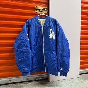 Vintage Los Angeles Dodgers MLB Reversible Quilted Bomber Jacket